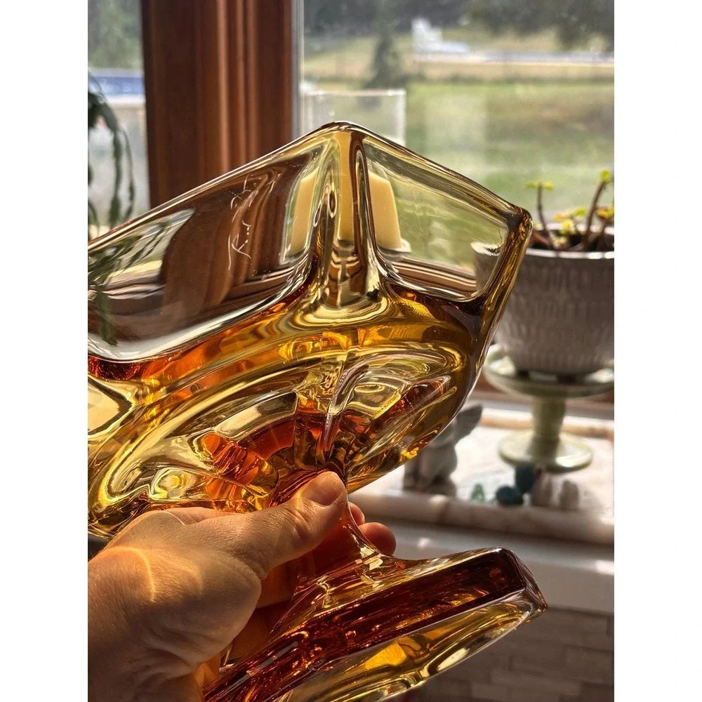 Vintage Viking Glass Epic 6-Petal Footed Compote Bowl, amber, gorgeous condition - Picture 4 of 8
